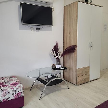 Purple Rooms Mostar Buitenkant foto