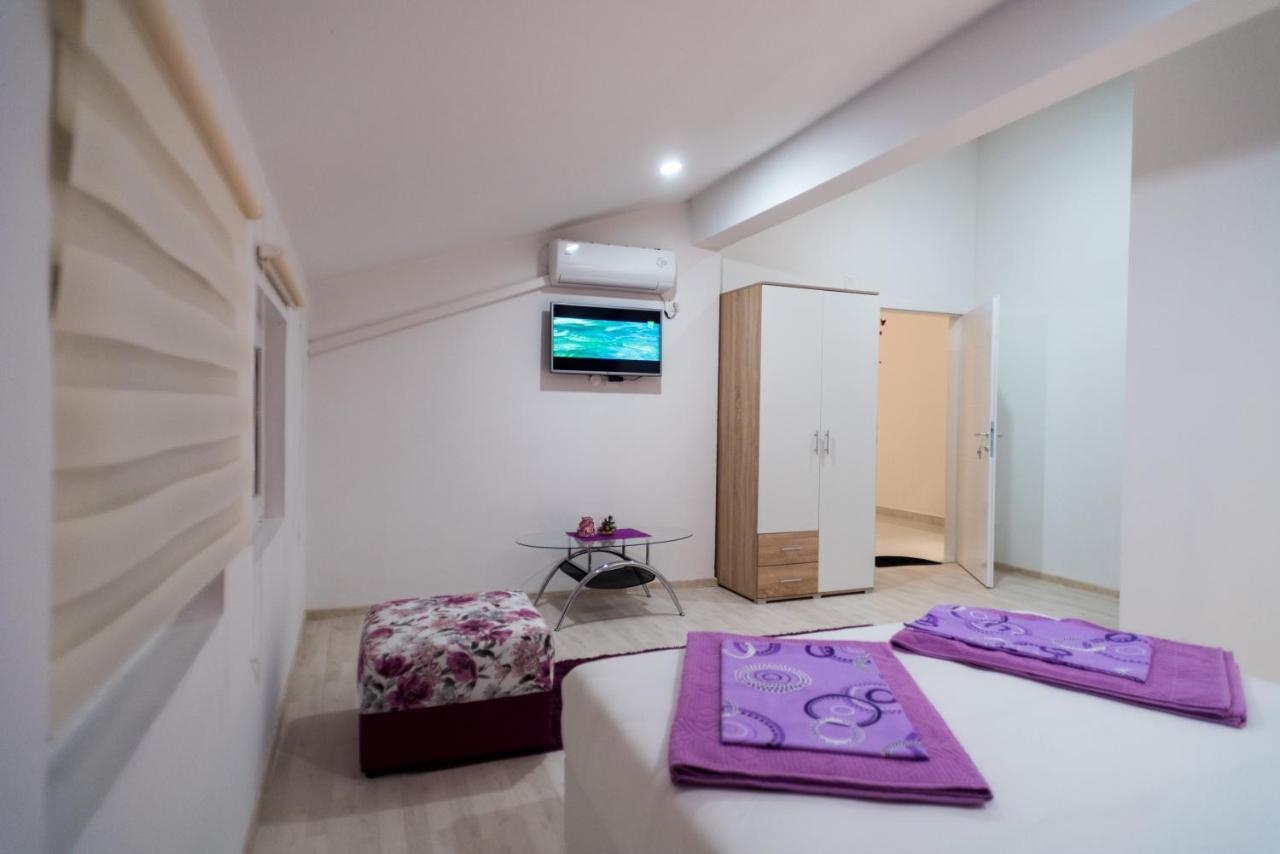Purple Rooms Mostar Buitenkant foto