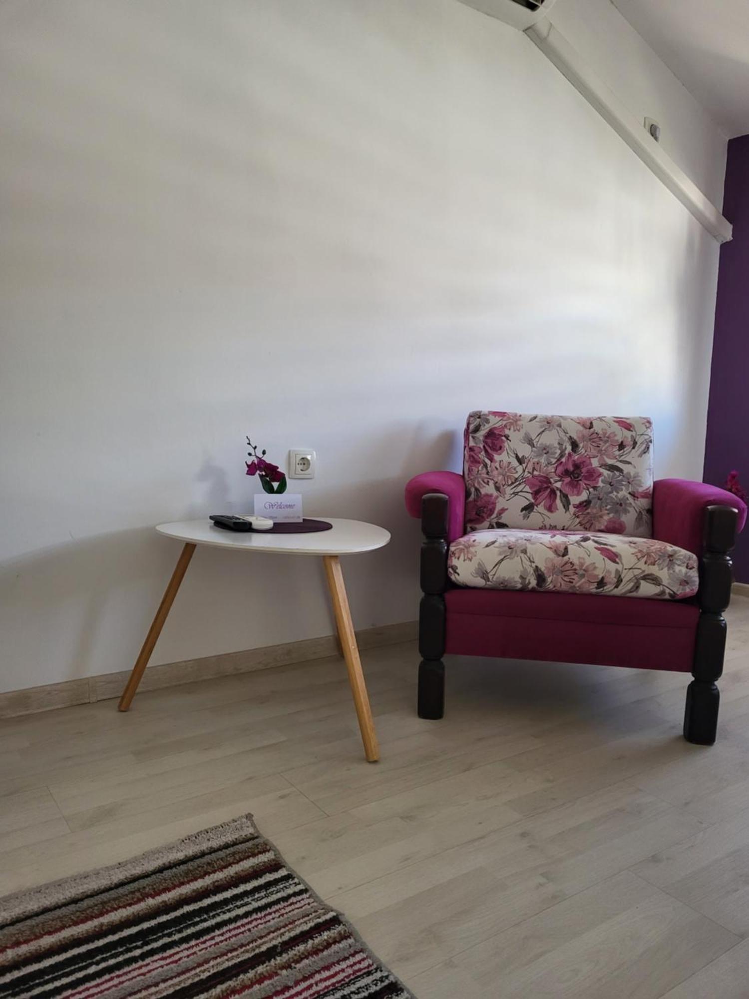 Purple Rooms Mostar Buitenkant foto